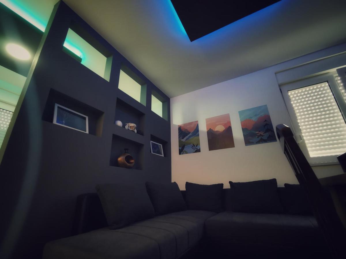 ⋆⋆⋆⋆⋆ Lux ⋆⋆⋆⋆⋆ Parking And Wifi Included Apartment